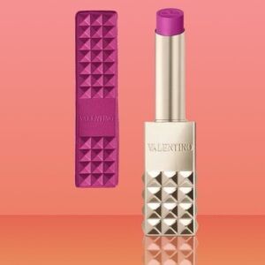 Valentino Spike Buttery Matte Lip Color Lipstick - Shade pink is punk - 302R